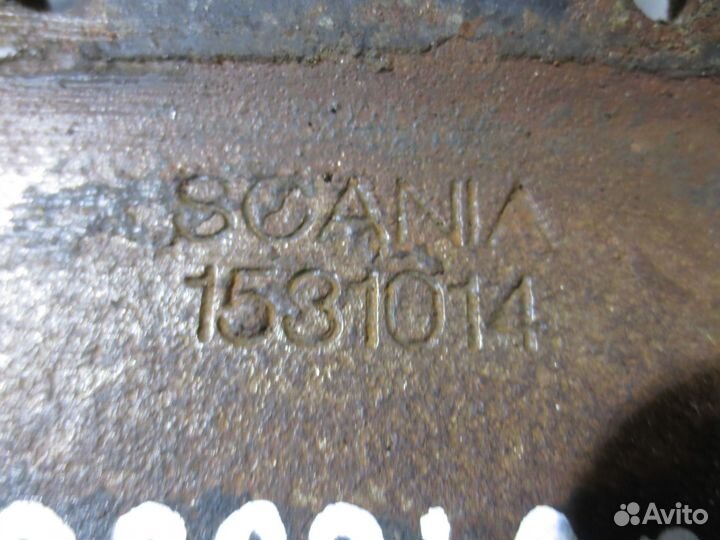 Подъемная проушина двигателя Scania 1531014