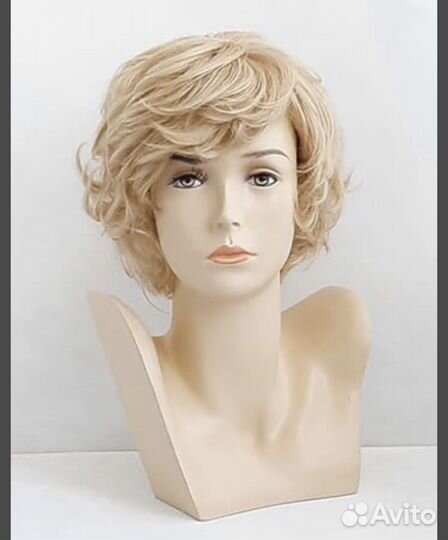 Натуральный парик с имитацией кожи