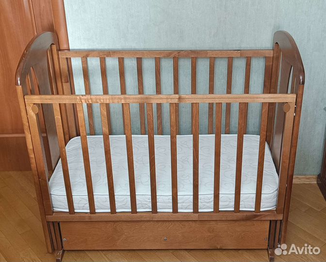 Детская кроватка + матрас