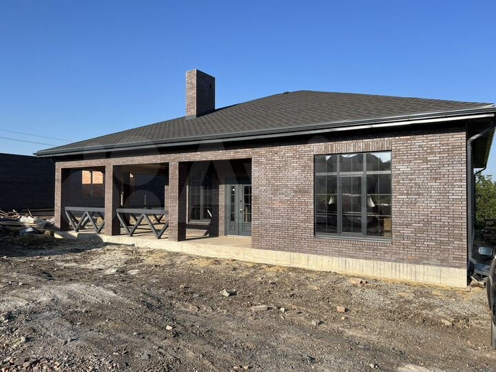 Дом 200 м² на участке 6,4 сот.