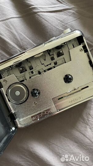 Кассетный плеер с наушниками