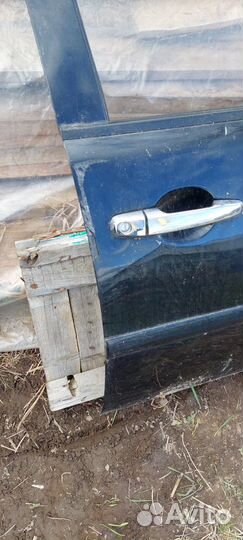 Дверь правая mitsubishi l200