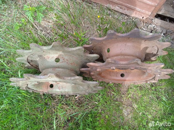 Ведущие звëздочки на вездеход