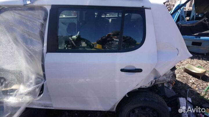 Дверь задняя левая Skoda Fabia 2