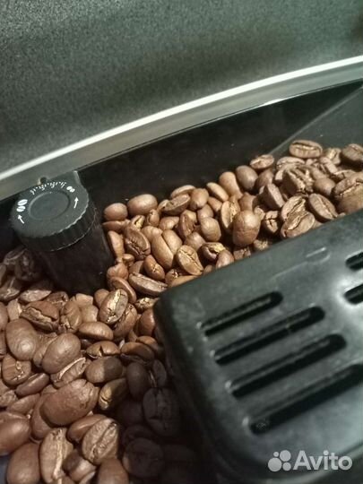 Кофемашина delonghi magnifica s