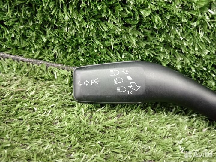 Переключатель подрулевой (света-поворотников) Audi