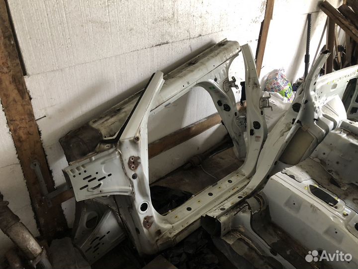 Задние крылья Subaru legacy BH