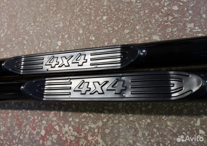 Пороги нива 2121 2114 черный глянец со скосом