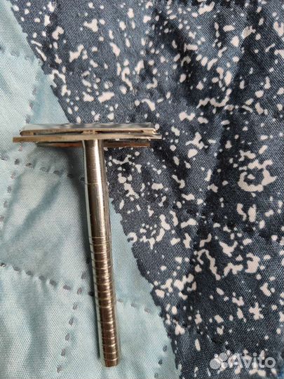 Бритвенный станок