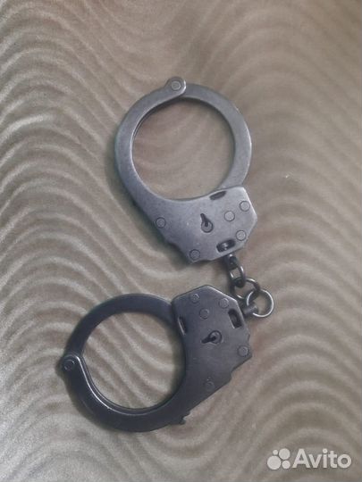 Наручники брс