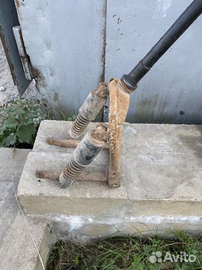 Вилка на мотороллер