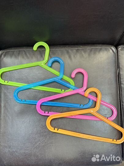 Вешалки плечики IKEA детские