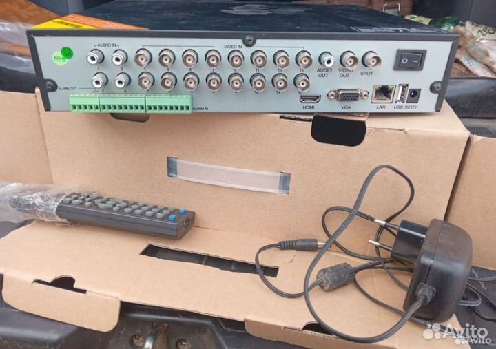 Видеорегистратор 16-канальный praxis VDR-1016M