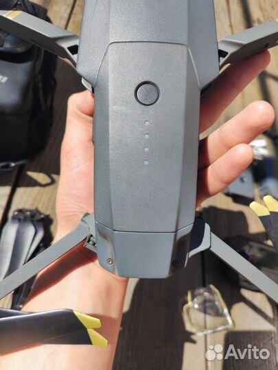 Квадрокоптер dji mavic pro