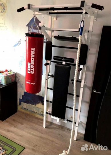 Шведская стенка с турником и брусьями