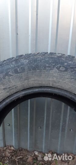 Kumho I'Zen RV Stud KC16 265/65 R17