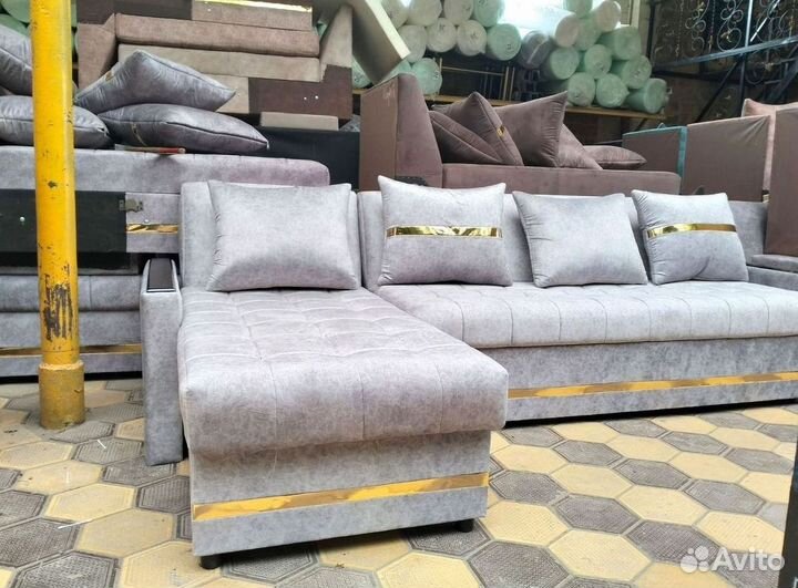 Угловой диван в наличии не б/у