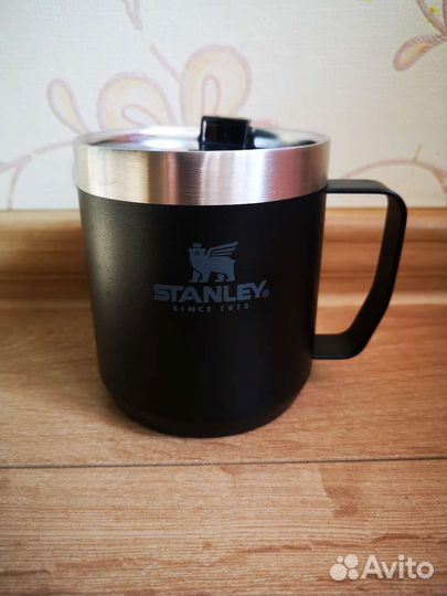 Термокружка Stanley classic 0,35