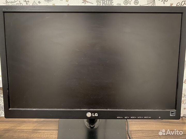 Монитор LG