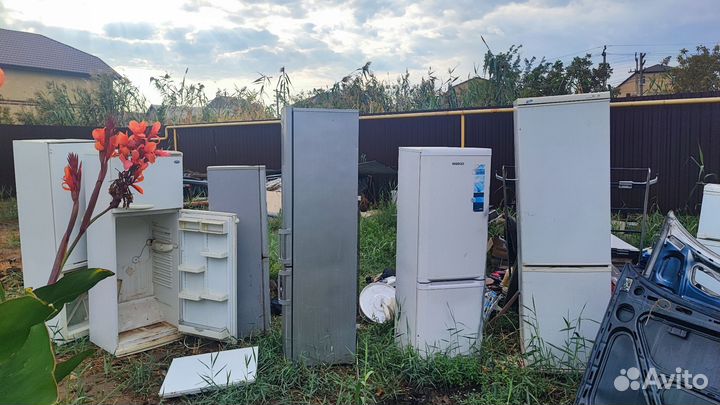 Холодильники на запчасти