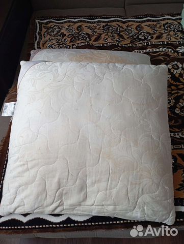 2 подушки и одеяло
