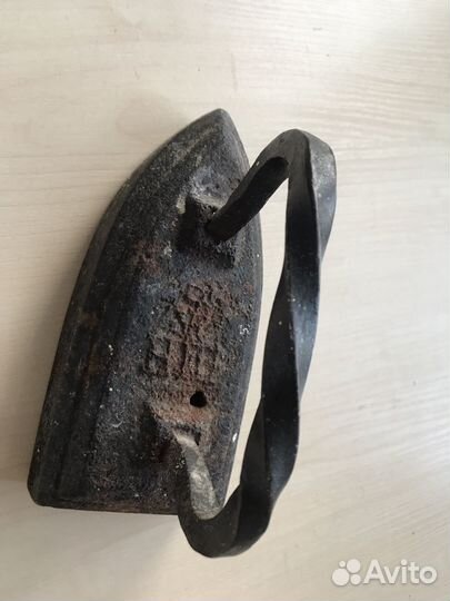 Утюг чугунный старинный