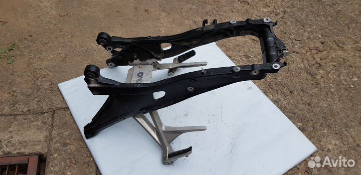 Honda VFR1200FD Задний Подрамник + Подножки