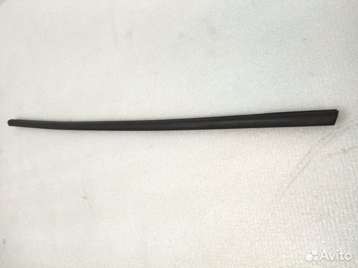 Молдинг двери передний левый Bmw 1-Series F20 1.6I