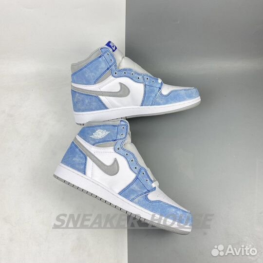 Кроссовки Air Jordan 1 High OG Hyper Royal/Light S