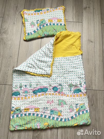 Комплект в коляску кроватку