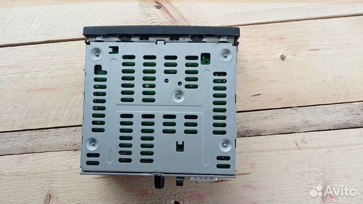 Авто магнитола Renault logan