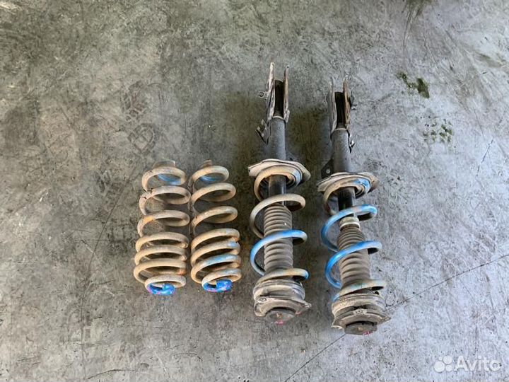 Стойка nissan serena CC25 MR20DE 3126