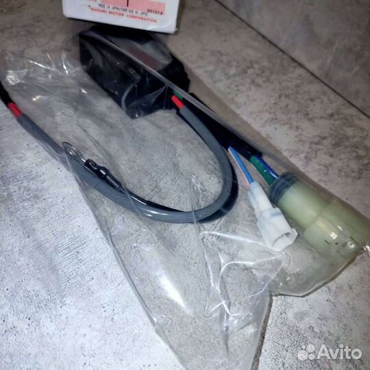 Реле гидроподьема на лодочный мотор Suzuki DF 40A