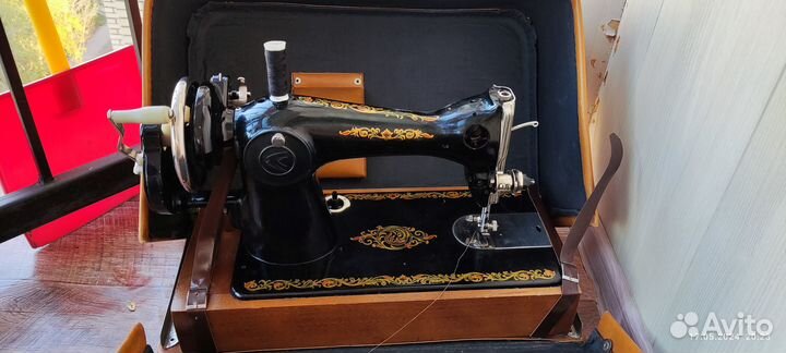 Швейная машинка