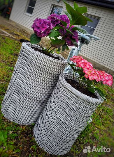 Набор кашпо из ротанга