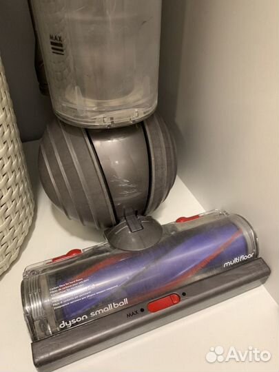 Пылесос Dyson small ball