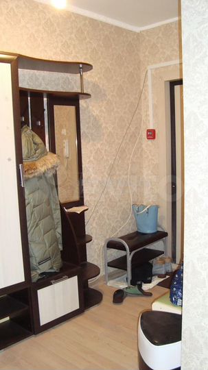 2-к. квартира, 57 м², 1/17 эт.