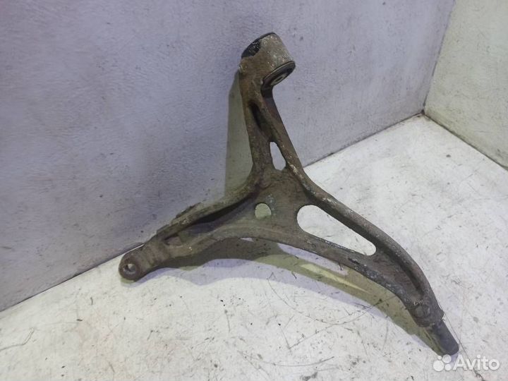 Рычаг передний левый нижний A2513301107