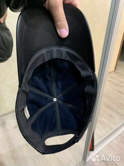 Мужская кожаная кепка