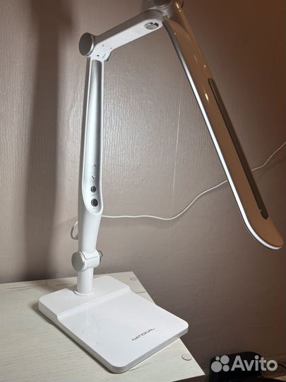 Лампа настольная
