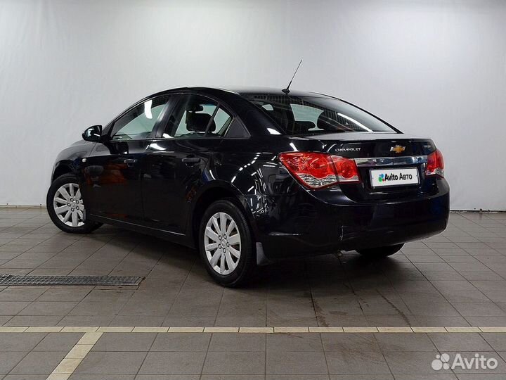 Chevrolet Cruze 1.6 МТ, 2011, 110 000 км