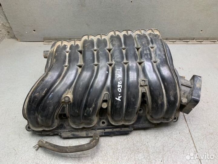 Впускной коллектор Toyota Avensis T250 универсал