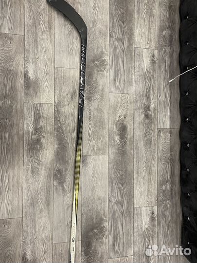 Клюшка хоккейная правый хват взрослая