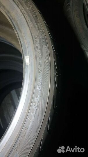 Yokohama Advan Sport V105S 245/35 R19 и 275/30 R19 96Y