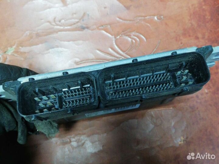 Блок управления двигателем Ниссан Альмера н16