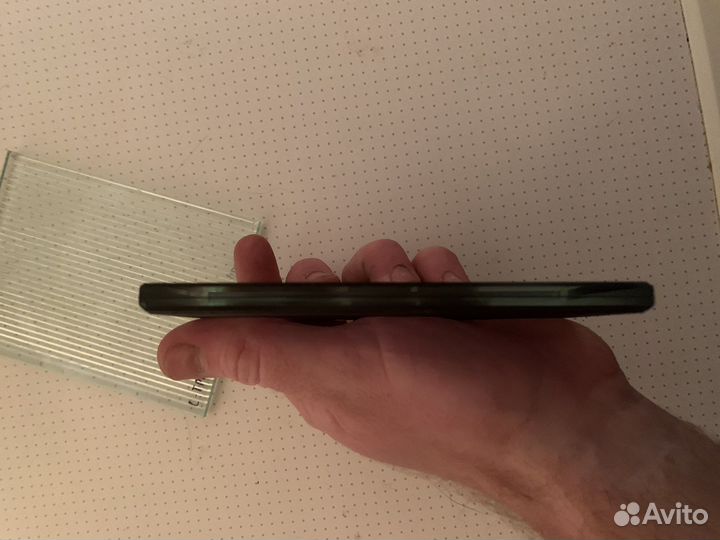 Нарезка зеркал и стекла