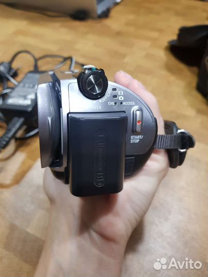Видеокамера sony handycam dsr-sr62