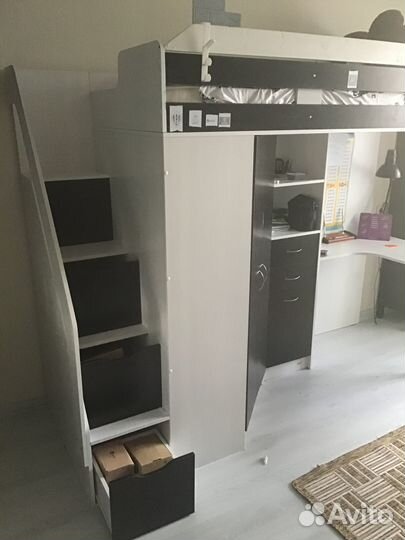 Мебель в детскую комнату б/у