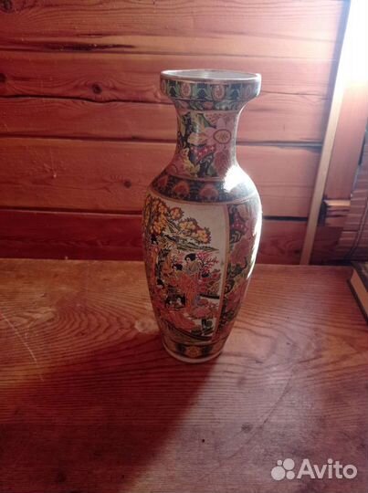 Ваза винтажная в стиле Шунуазри