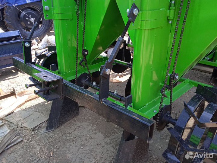 Картофелесажалка Kerland СТ218, 2022